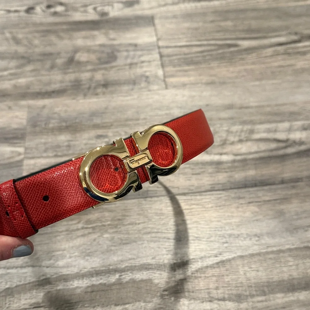 Salvatore Ferragamo Gancini Reversible Red Black Leather Belt Gold Buckle